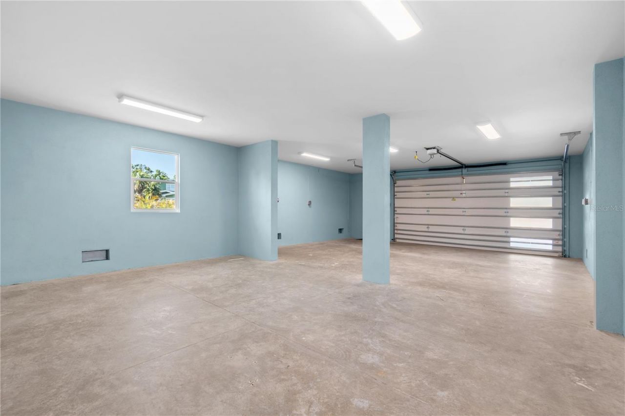 4234 4th Street S, Saint Petersburg, FL 33705 Photo