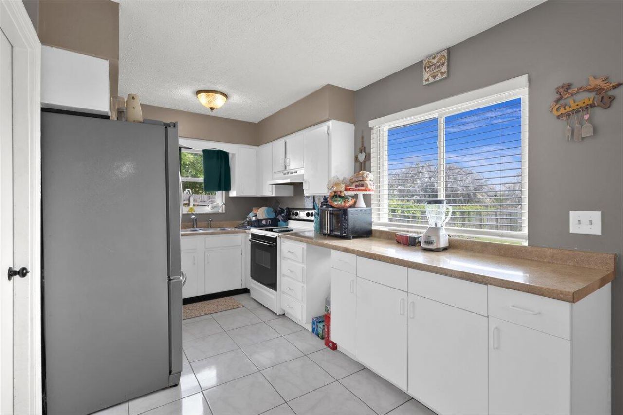 956 SE Browning Avenue, Port Saint Lucie, FL 34983 Photo