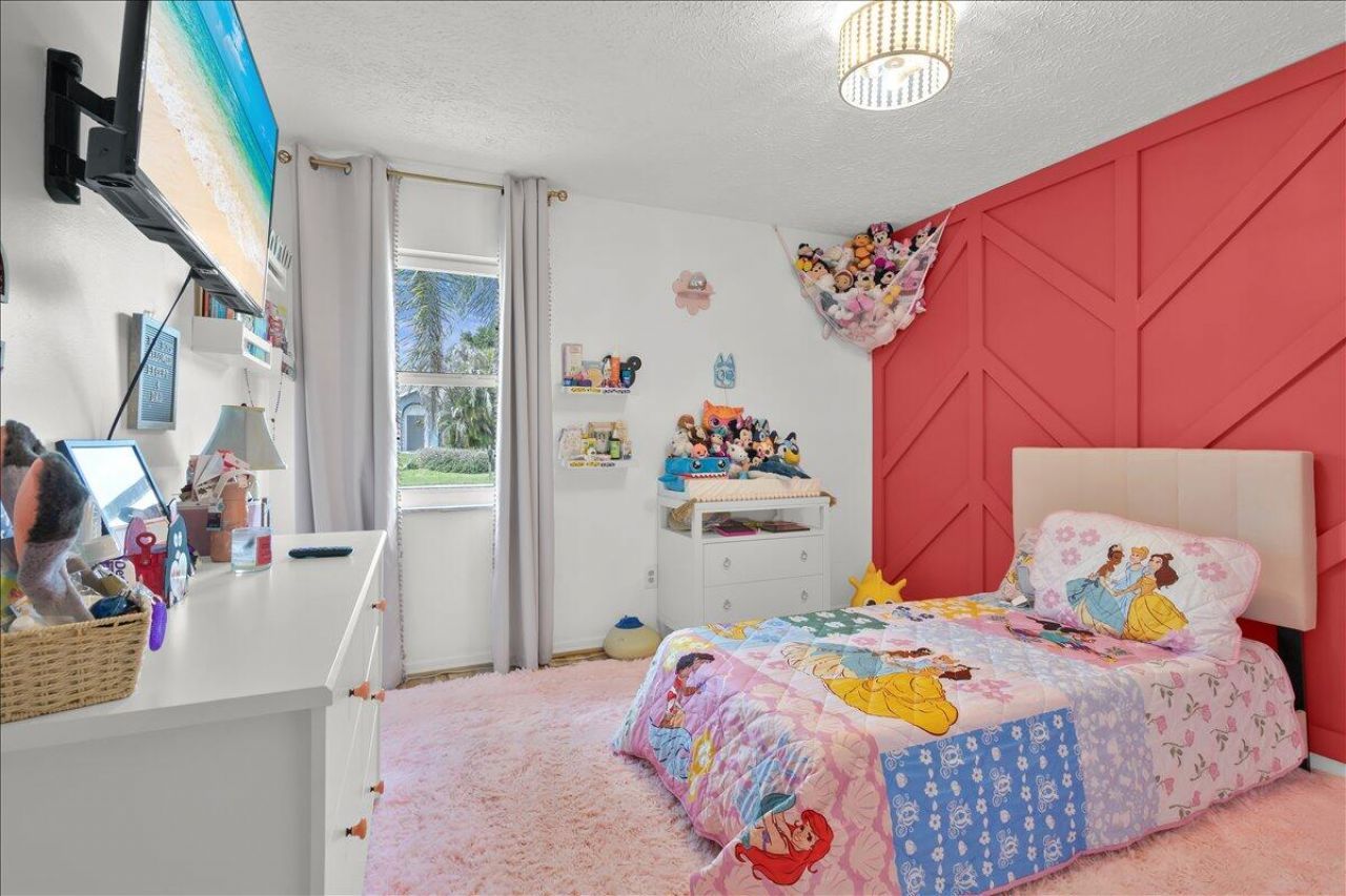 956 SE Browning Avenue, Port Saint Lucie, FL 34983 Photo