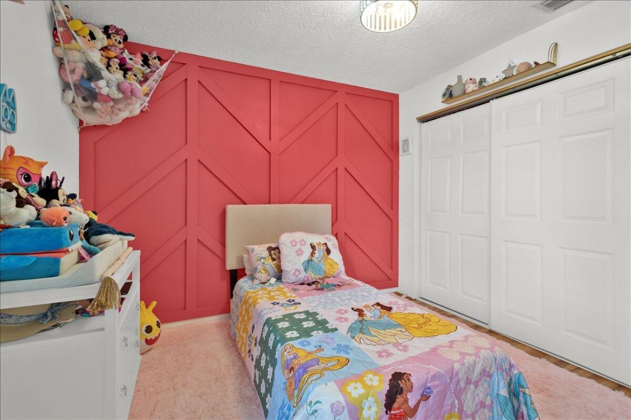 956 SE Browning Avenue, Port Saint Lucie, FL 34983 Photo