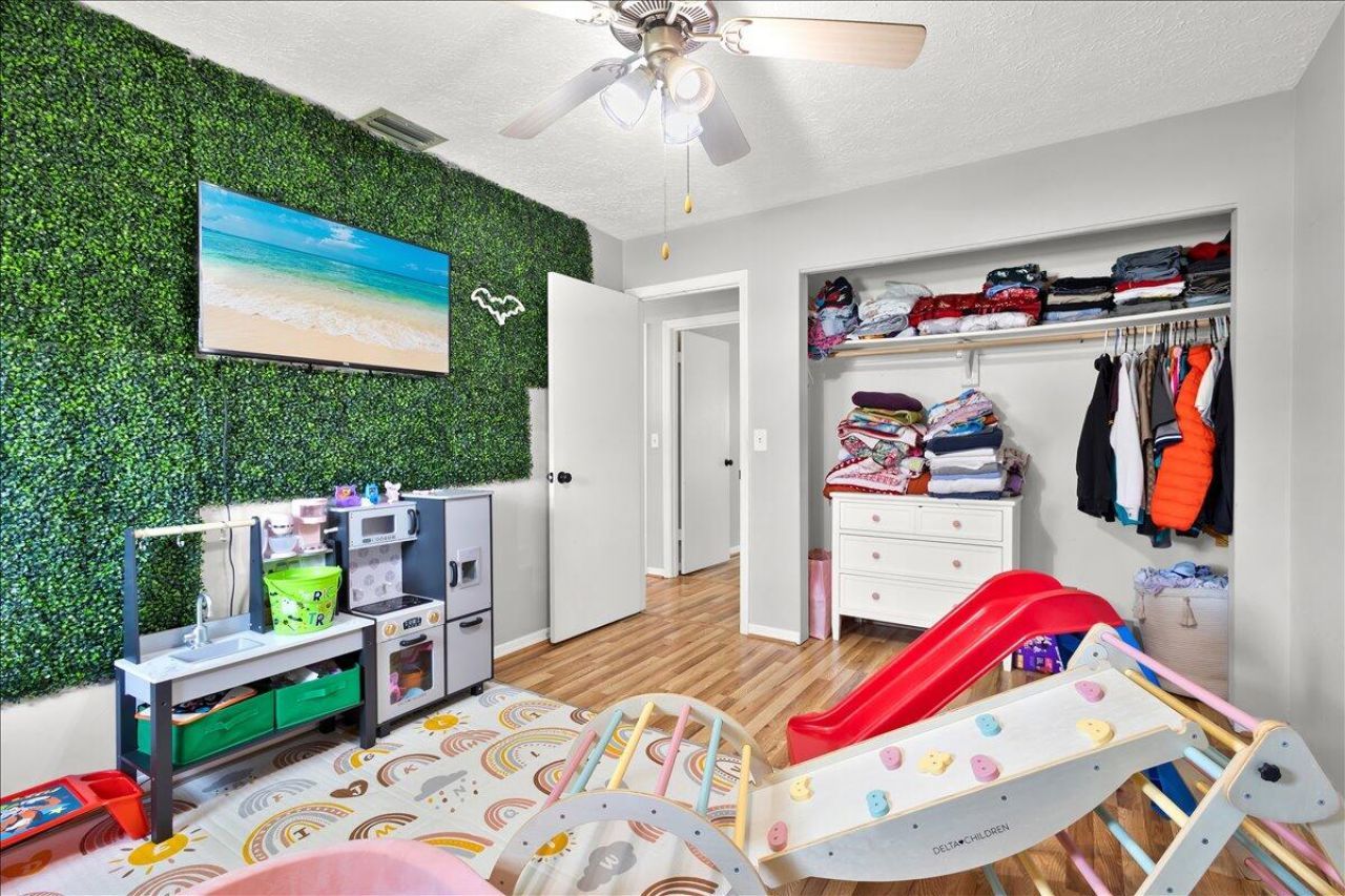 956 SE Browning Avenue, Port Saint Lucie, FL 34983 Photo