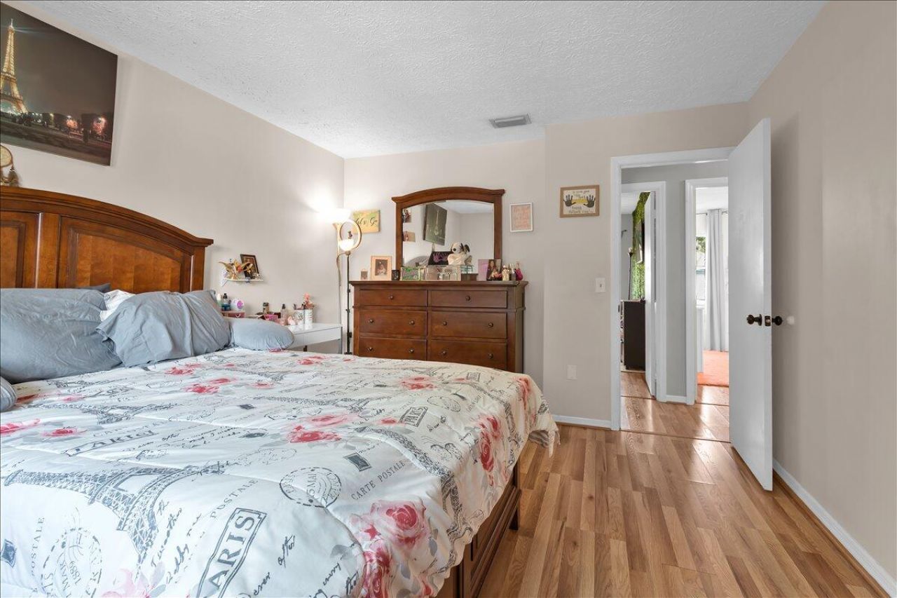 956 SE Browning Avenue, Port Saint Lucie, FL 34983 Photo