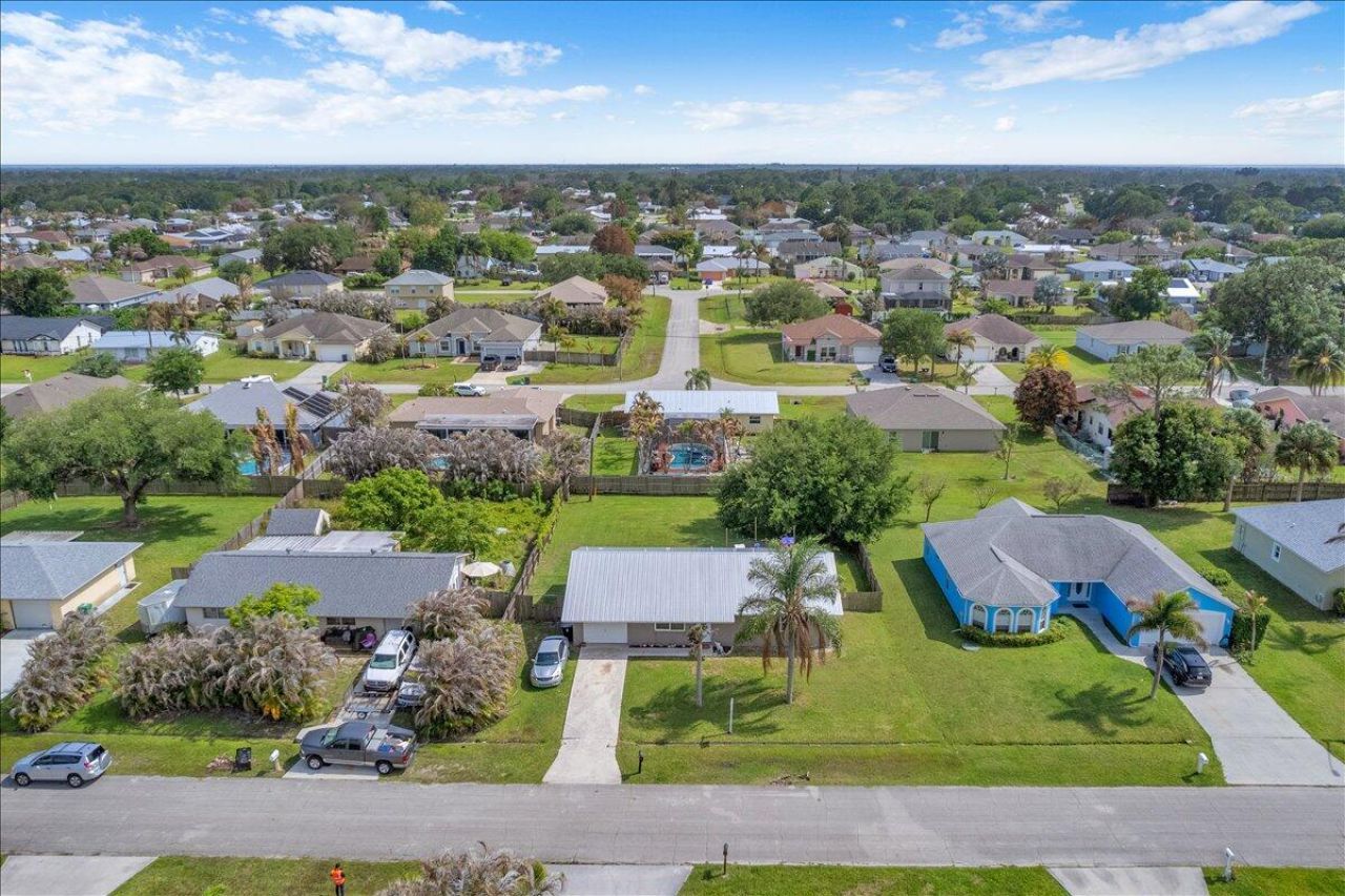 956 SE Browning Avenue, Port Saint Lucie, FL 34983 Photo