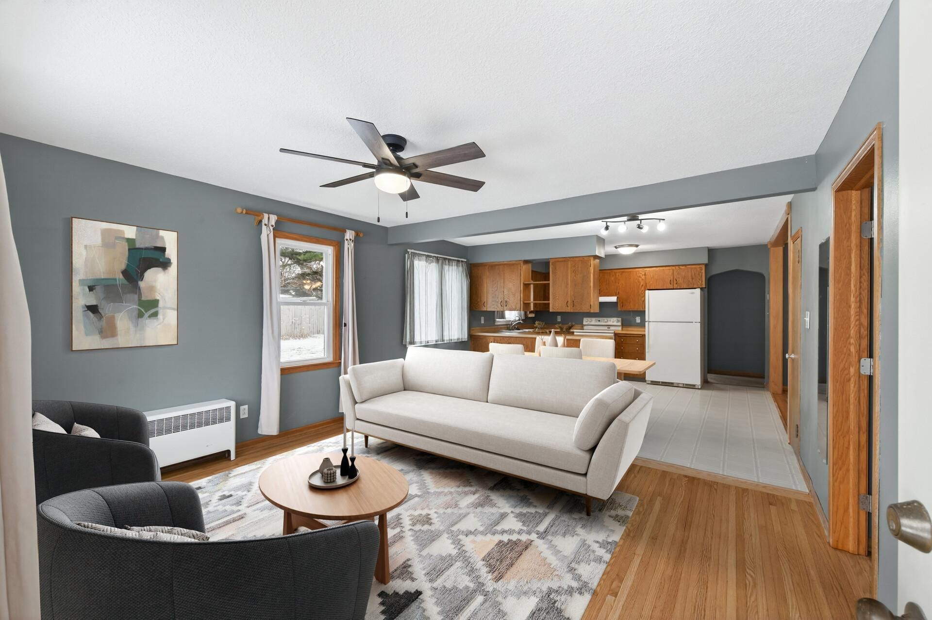 1848 Highway 96 E, White Bear Lake, MN 55110