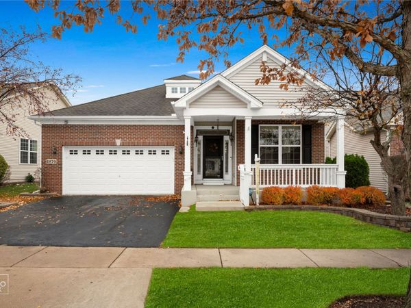 1870 Hampshire Drive, Hoffman Estates, IL 60192