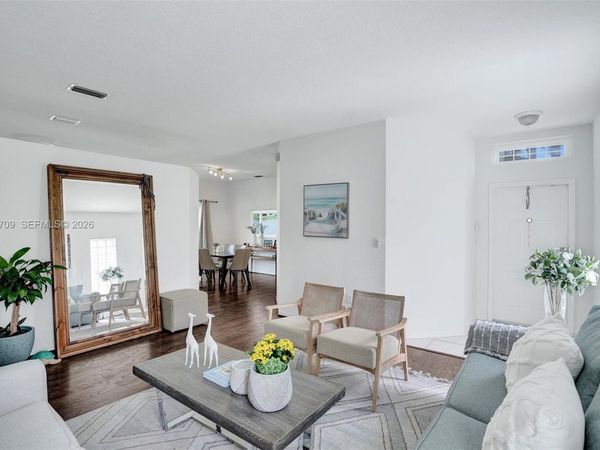 4102 Sapphire Ter, Weston, FL 33331