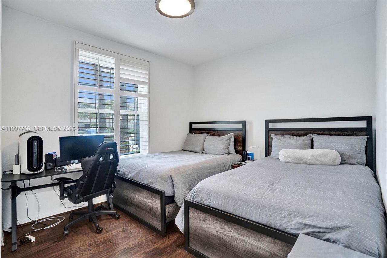 4102 Sapphire Ter, Weston, FL 33331 Photo