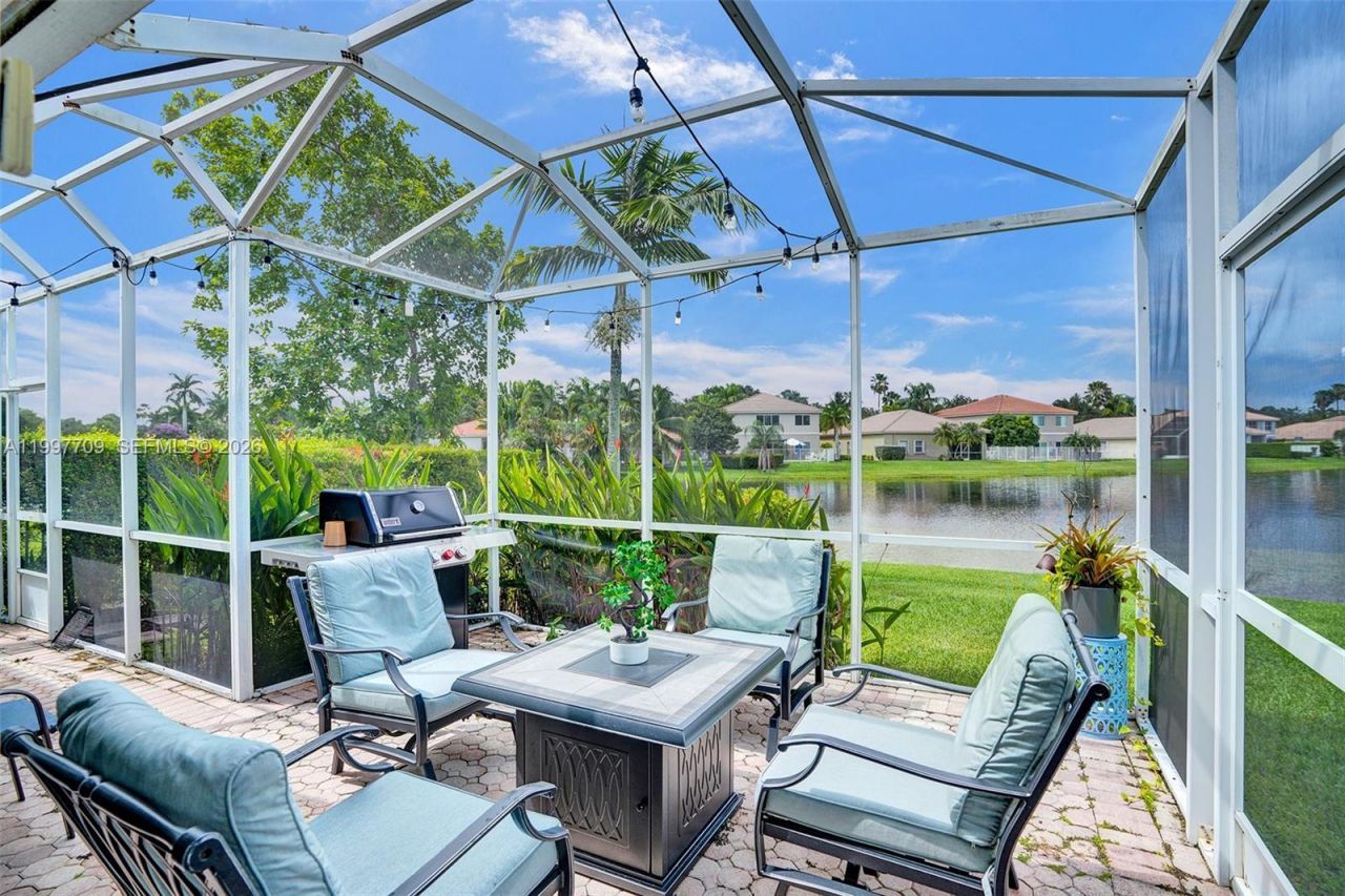 4102 Sapphire Ter, Weston, FL 33331 Photo