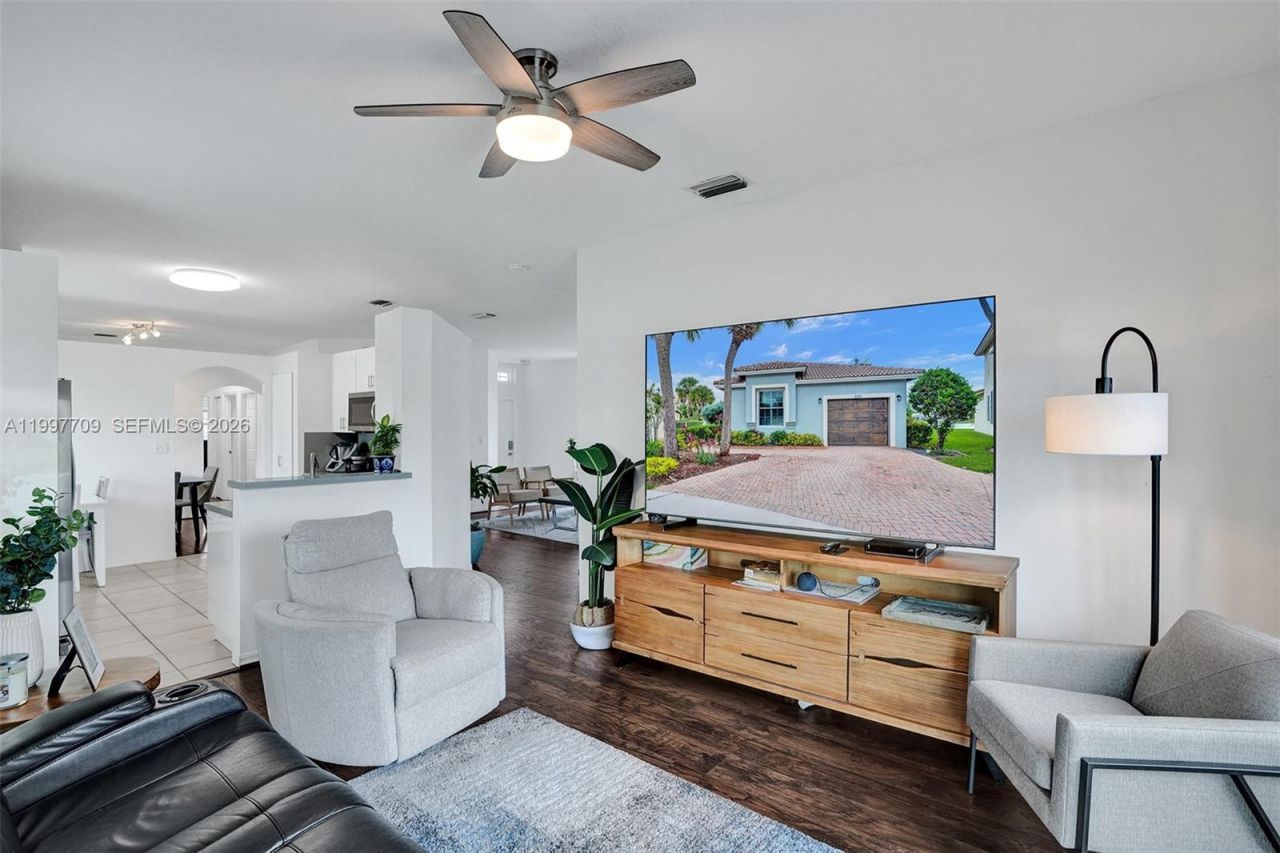 4102 Sapphire Ter, Weston, FL 33331 Photo