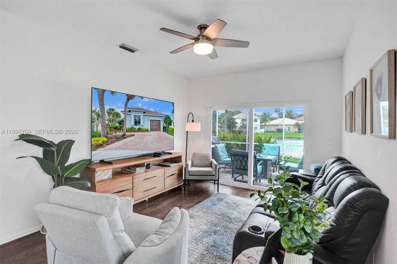 4102 Sapphire Ter, Weston, FL 33331 Photo