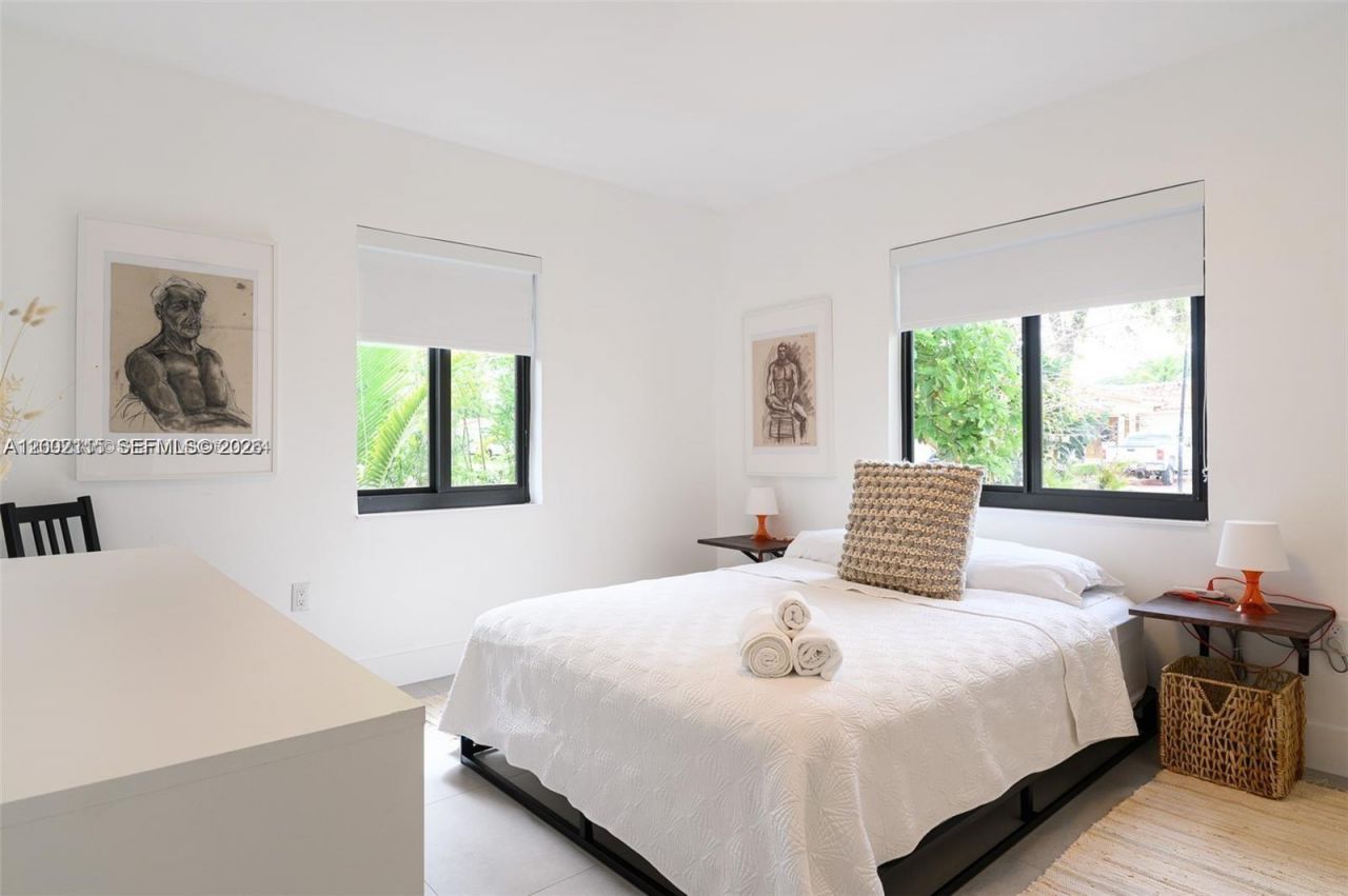 5981 SW 13th Ter , West Miami, FL 33144 Photo