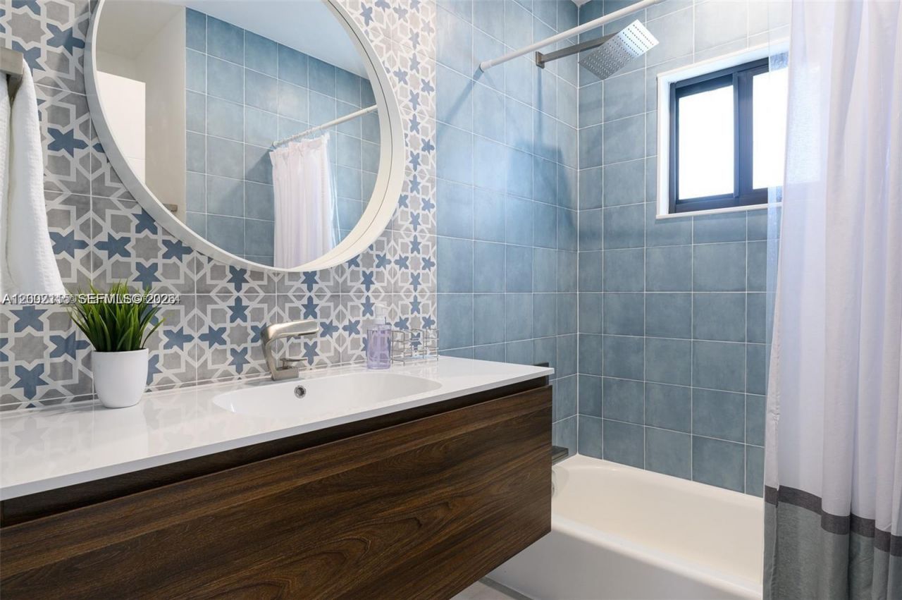 5981 SW 13th Ter , West Miami, FL 33144 Photo