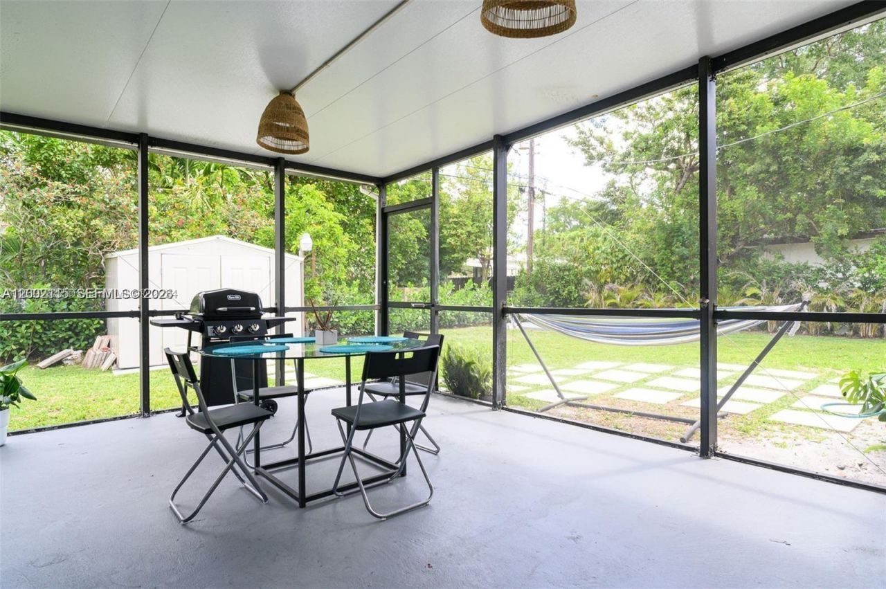 5981 SW 13th Ter , West Miami, FL 33144 Photo