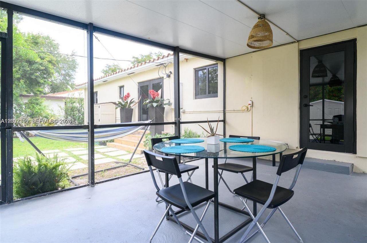 5981 SW 13th Ter , West Miami, FL 33144 Photo