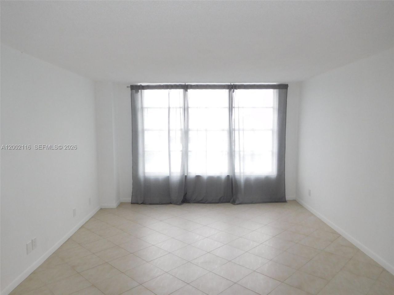 3800 S Ocean Dr, Unit 305, Hollywood, FL 33019 Photo