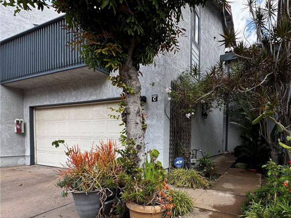 20607 Roscoe Blvd, Unit C, Winnetka, CA 91306