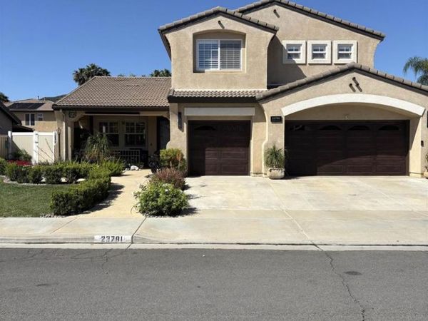 23781 Fieldcrest Lane, Murrieta, CA 92562