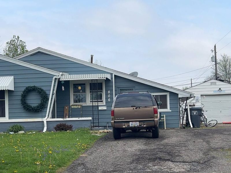 806 Ewing Avenue, Lima, OH 45801 Photo 1
