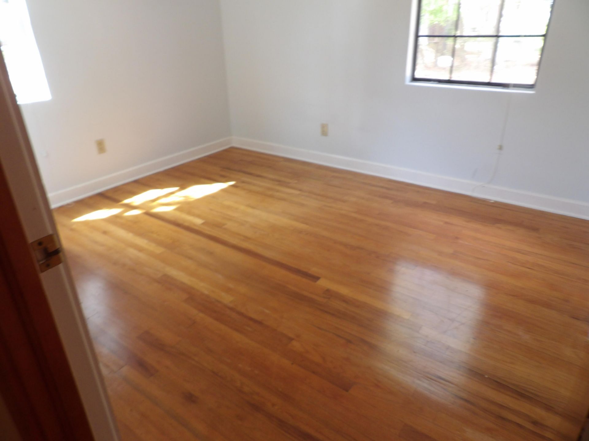 7601 Lady Street Photo 4