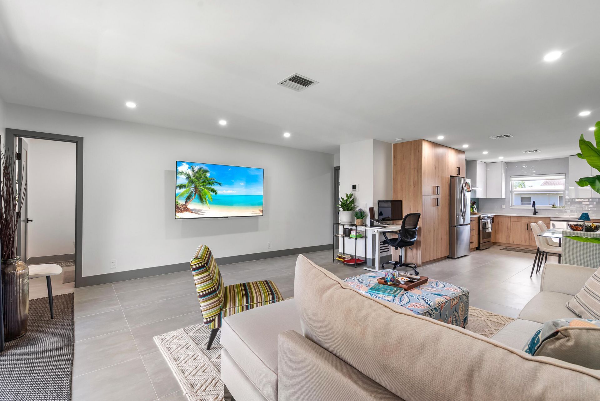 2017 S Seacrest Boulevard, Unit C, Boynton Beach, FL 33435 Photo