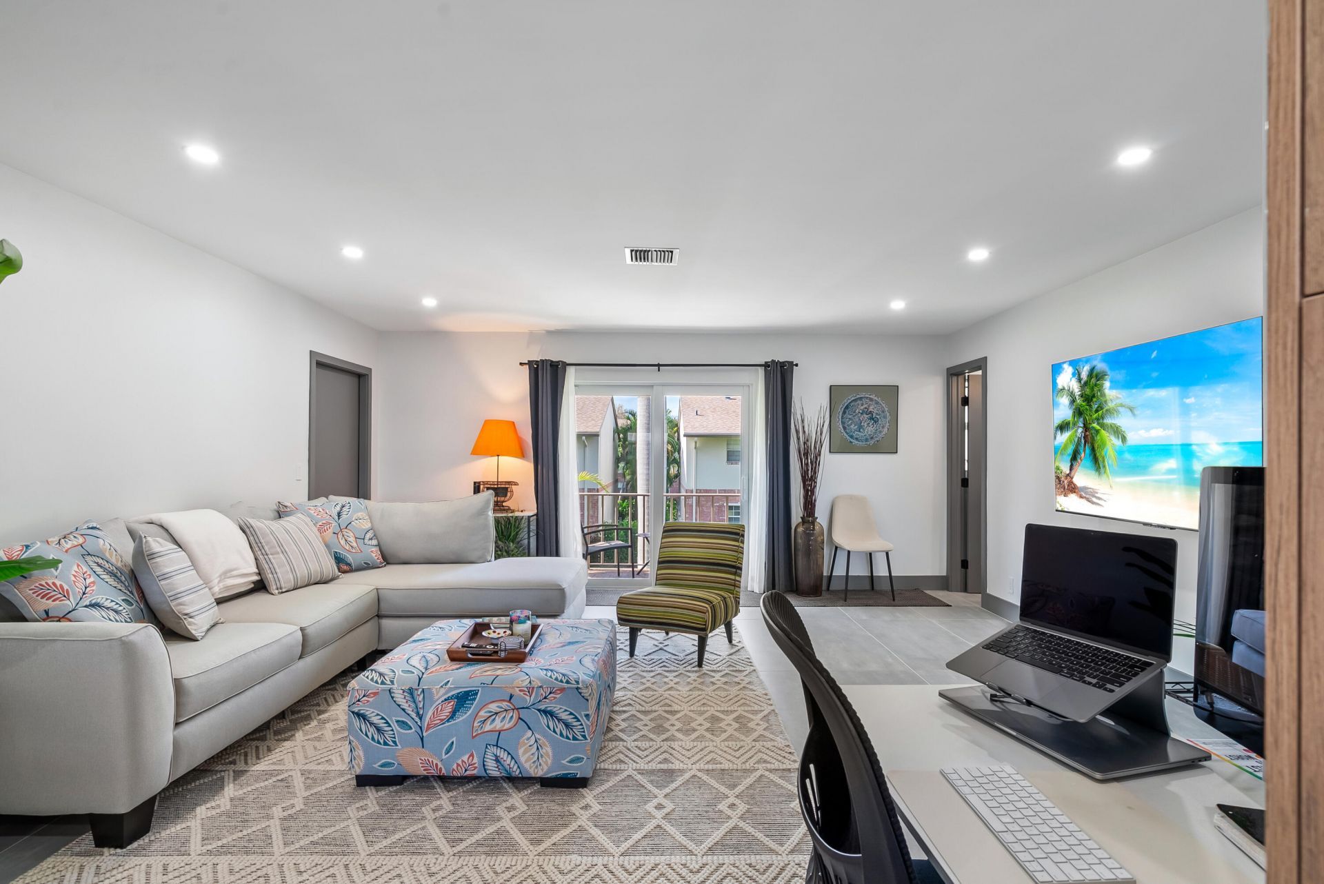 2017 S Seacrest Boulevard, Unit C, Boynton Beach, FL 33435 Photo