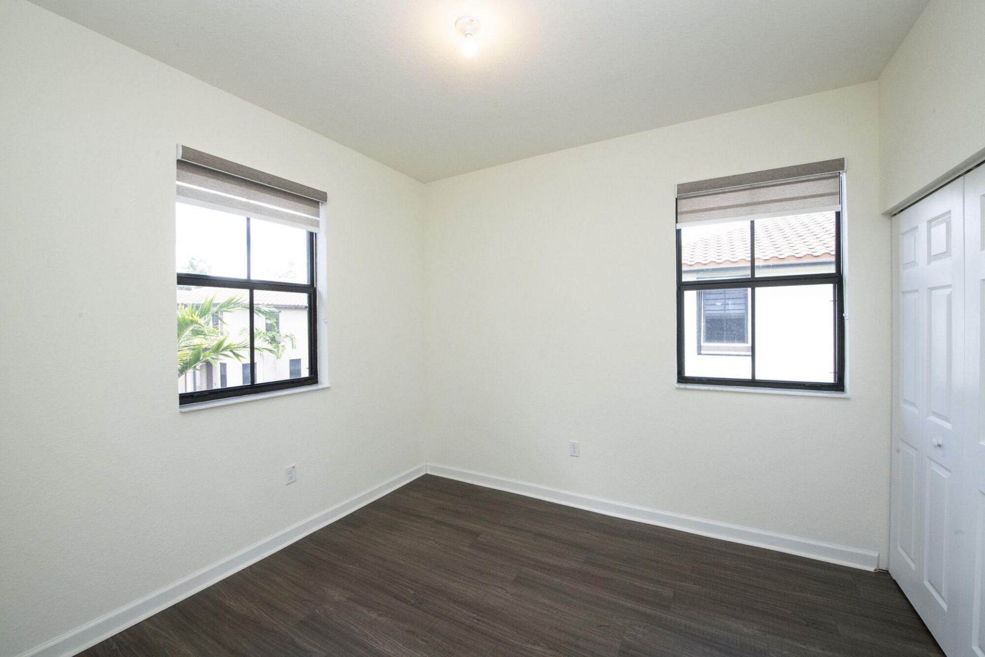 6574 S Anise Court, Davie, FL 33314 Photo