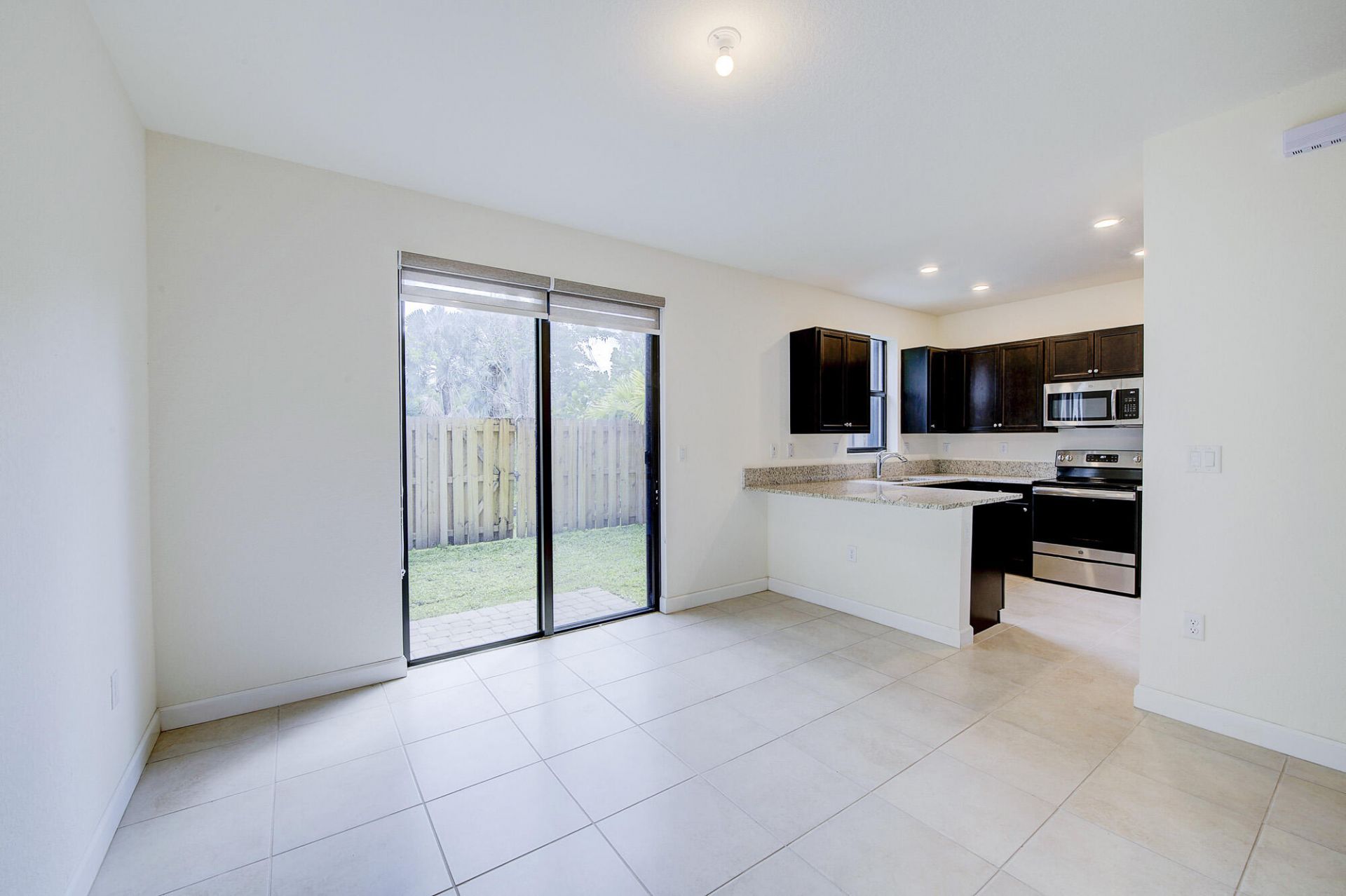 6574 S Anise Court, Davie, FL 33314 Photo