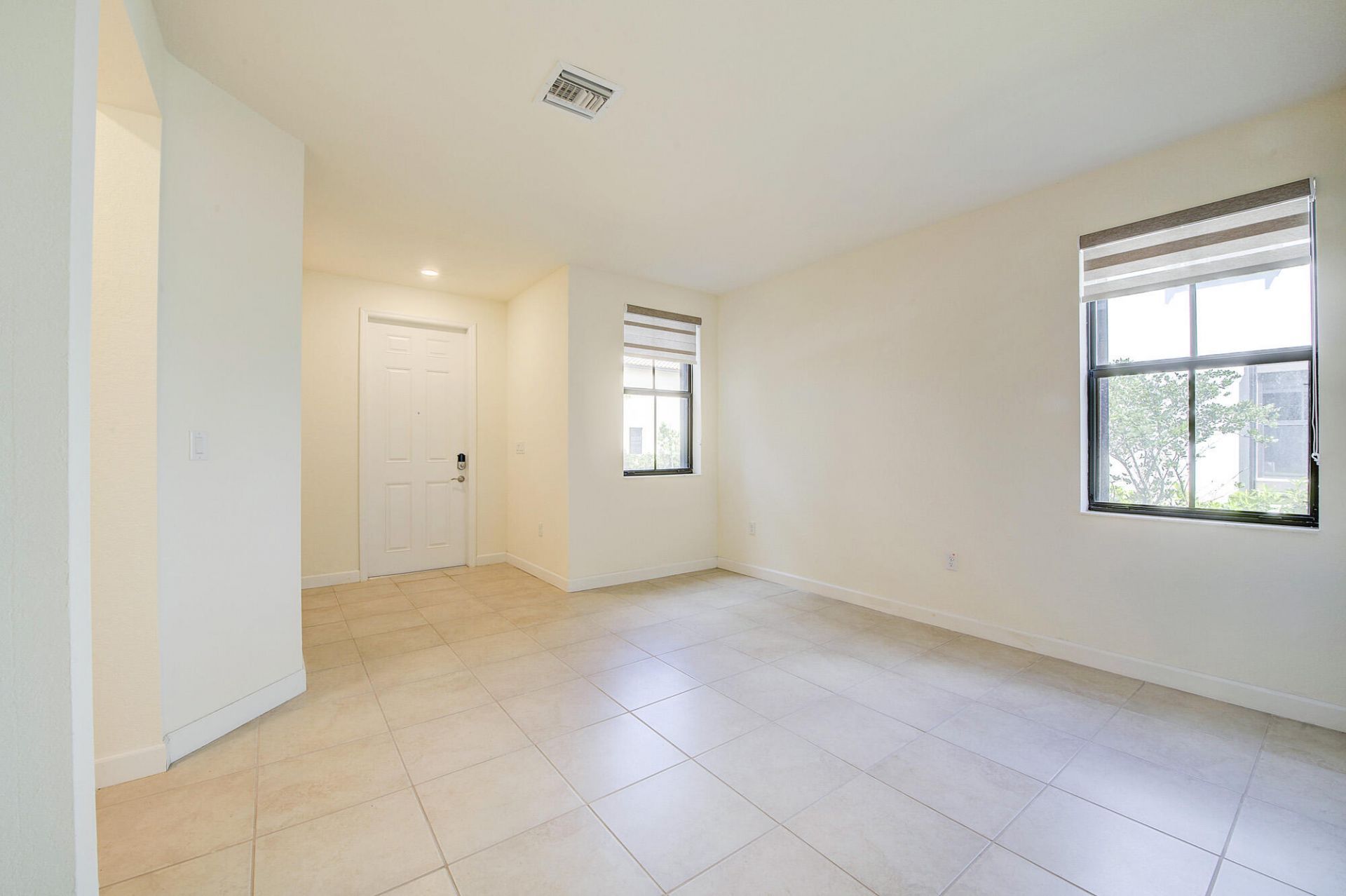 6574 S Anise Court, Davie, FL 33314 Photo