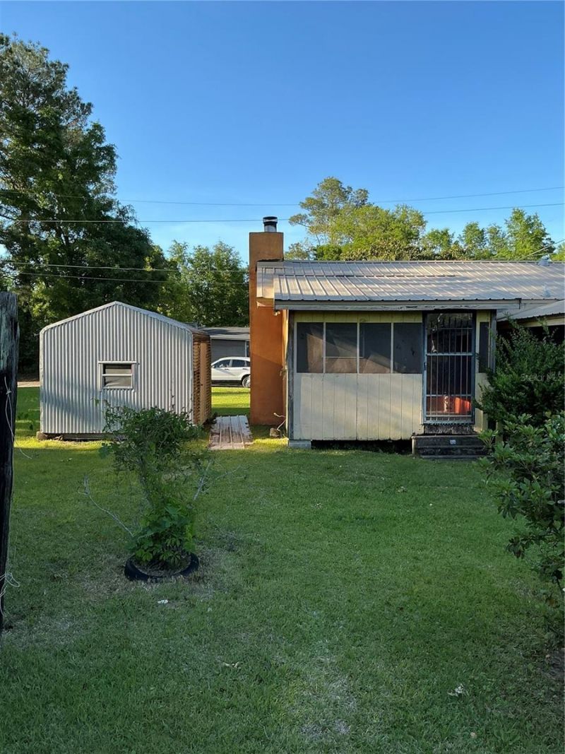 2893 Eva Mae Street, Marianna, FL 32448 Photo
