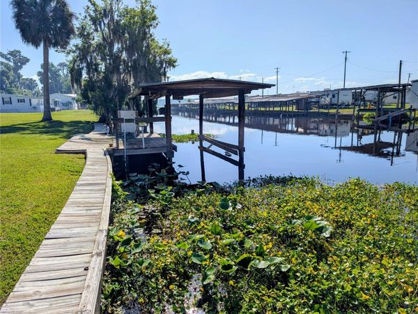 25836 MANHATTAN LANE , ASTOR, FL 32102