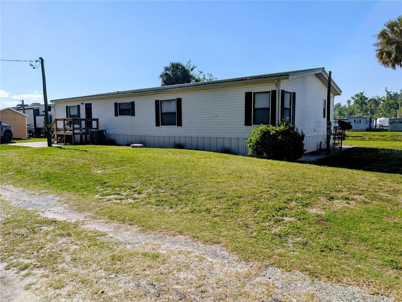 25836 Manhattan Lane, Astor, FL 32102 Photo