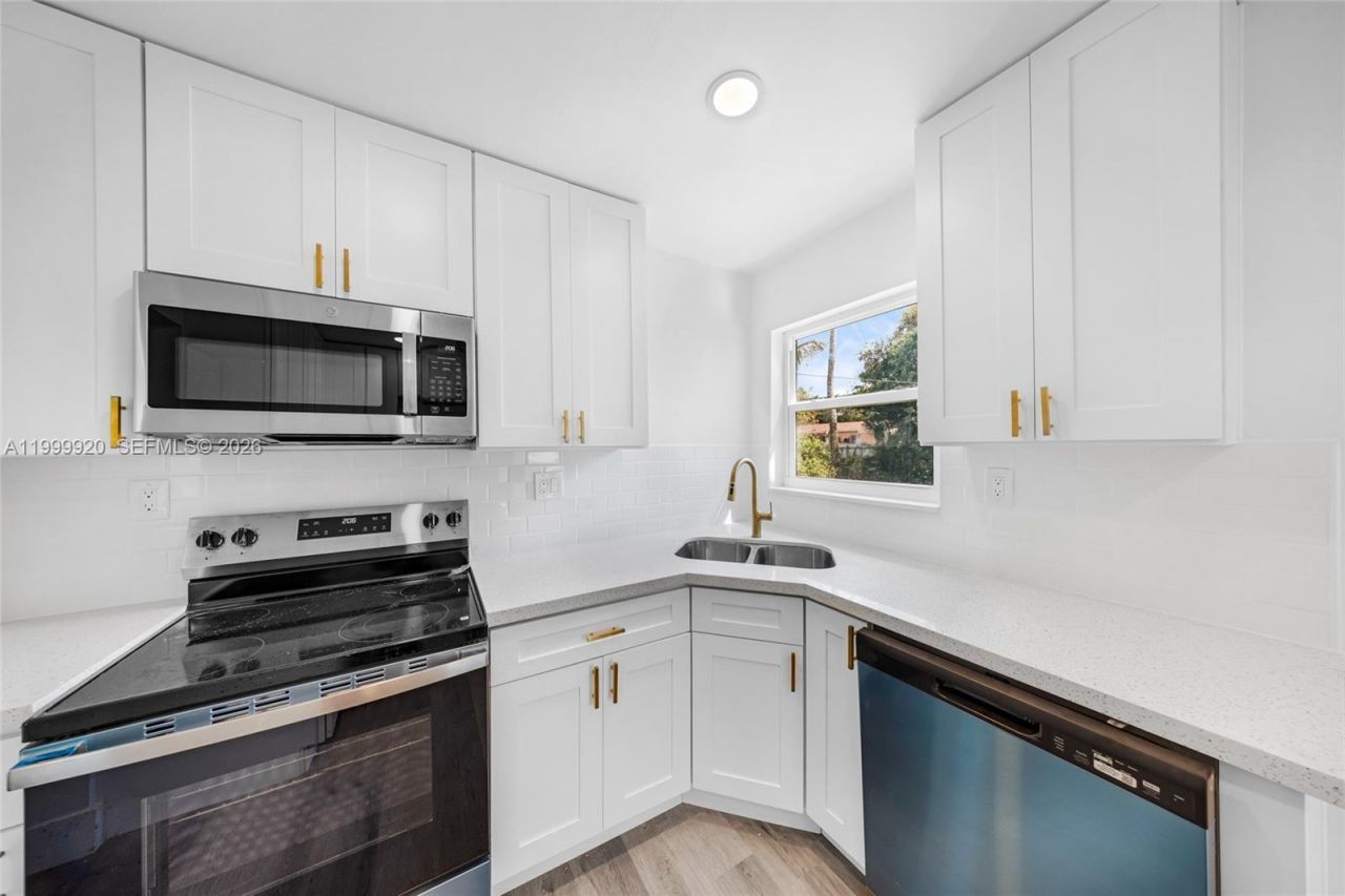 1260 NW 188th St, Miami Gardens, FL 33169 Photo