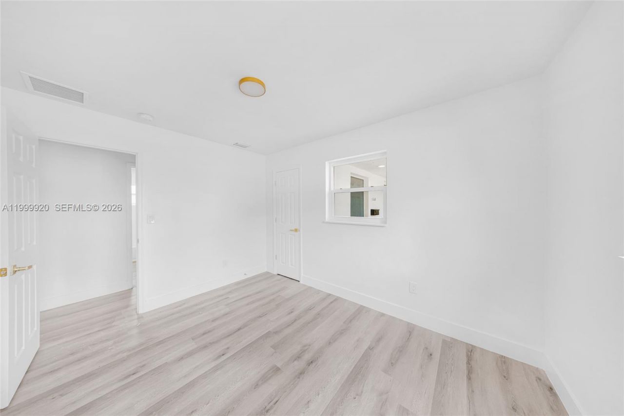 1260 NW 188th St, Miami Gardens, FL 33169 Photo