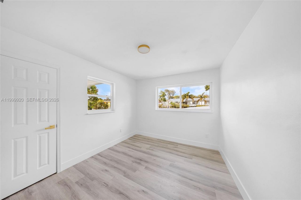 1260 NW 188th St, Miami Gardens, FL 33169 Photo