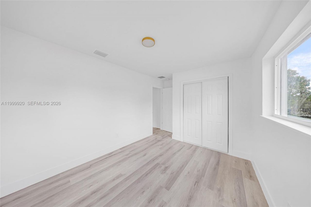 1260 NW 188th St, Miami Gardens, FL 33169 Photo