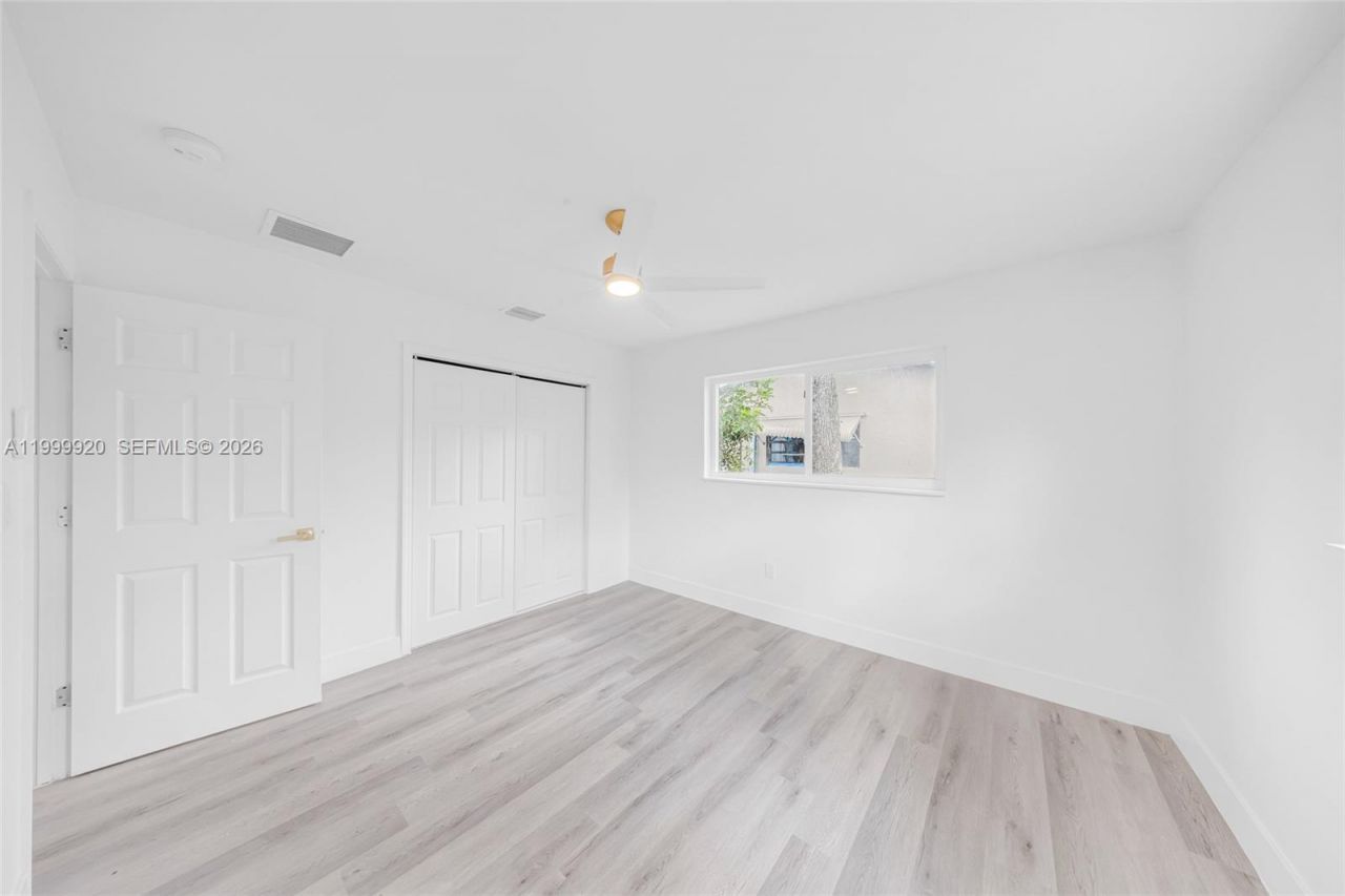 1260 NW 188th St, Miami Gardens, FL 33169 Photo