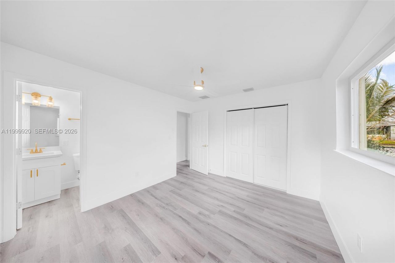 1260 NW 188th St, Miami Gardens, FL 33169 Photo