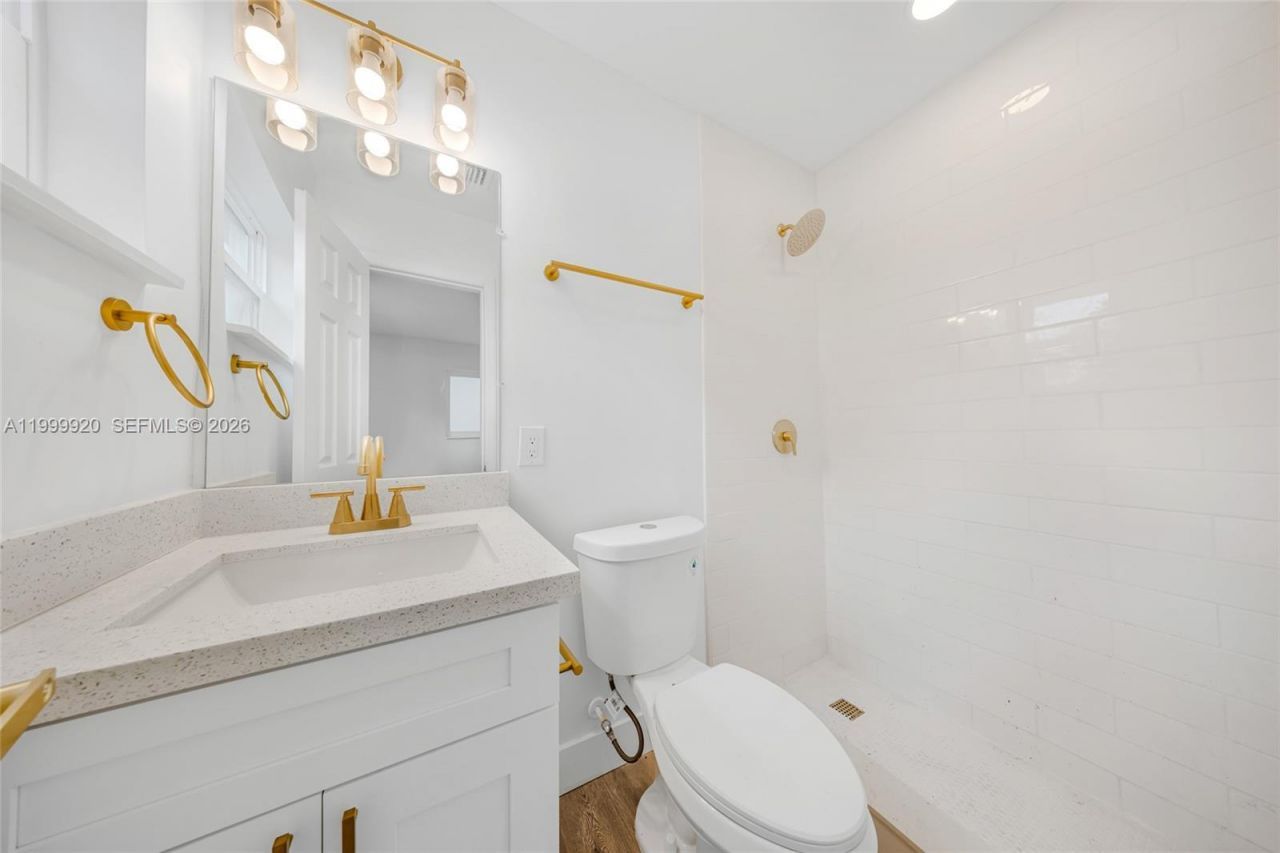 1260 NW 188th St, Miami Gardens, FL 33169 Photo