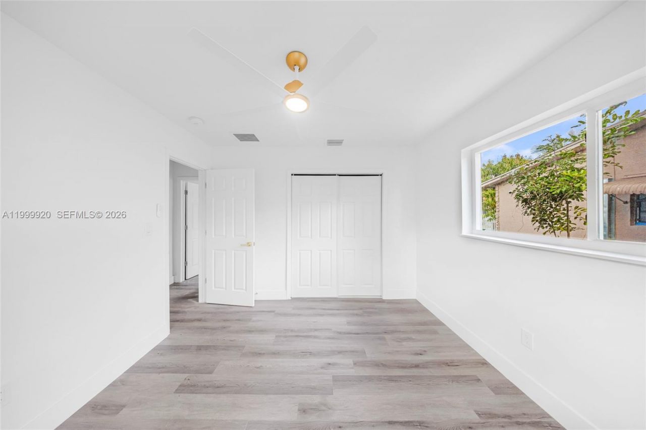 1260 NW 188th St, Miami Gardens, FL 33169 Photo