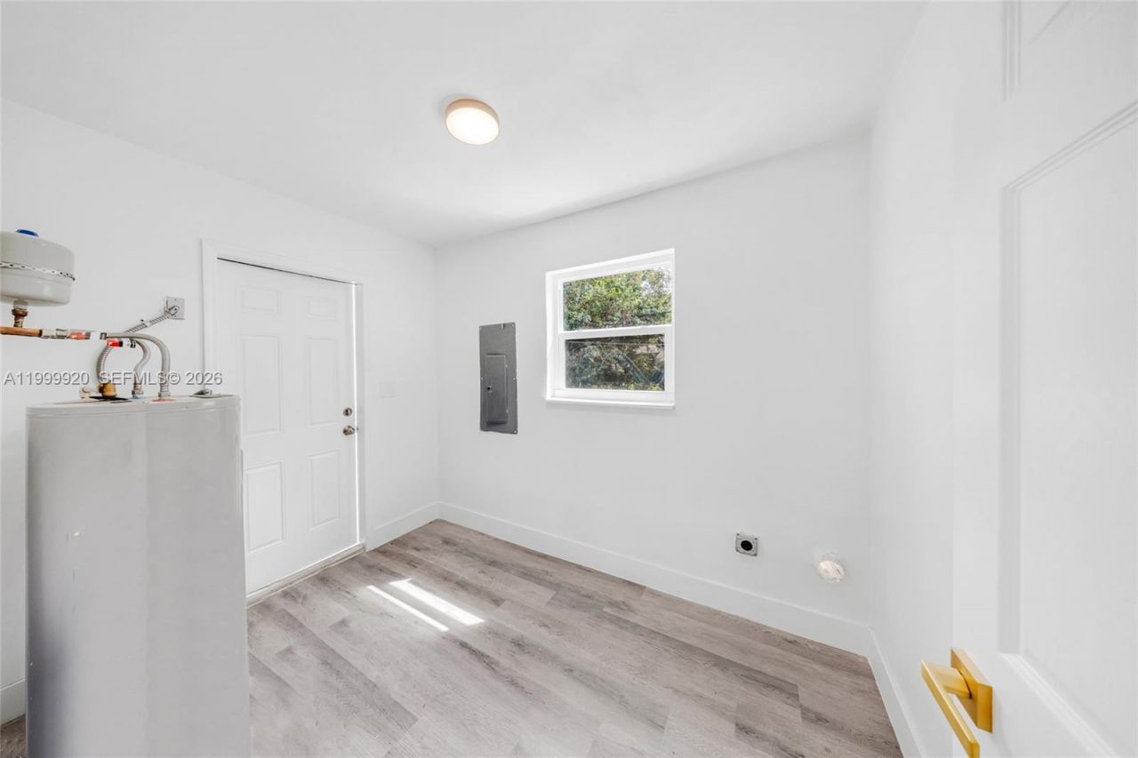 1260 NW 188th St, Miami Gardens, FL 33169 Photo