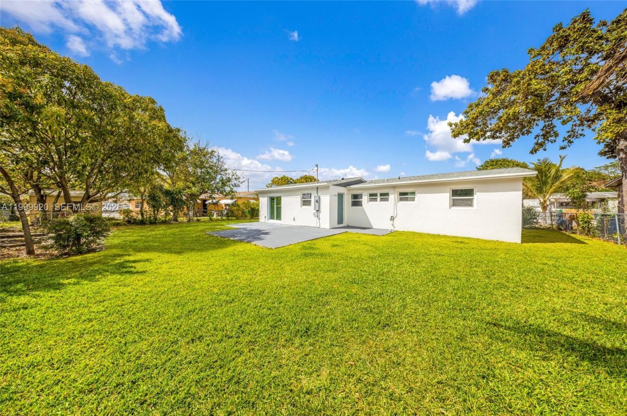 1260 NW 188th St, Miami Gardens, FL 33169 Photo