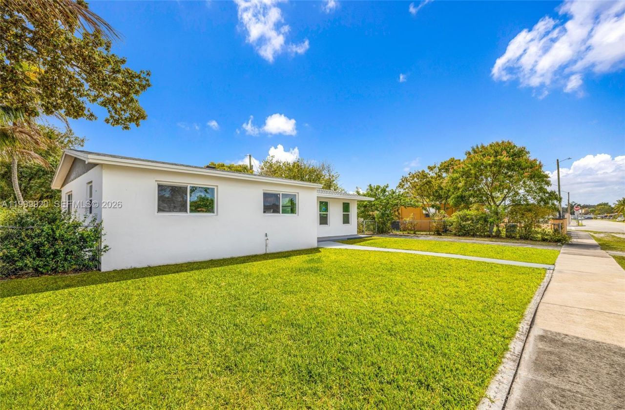 1260 NW 188th St, Miami Gardens, FL 33169 Photo