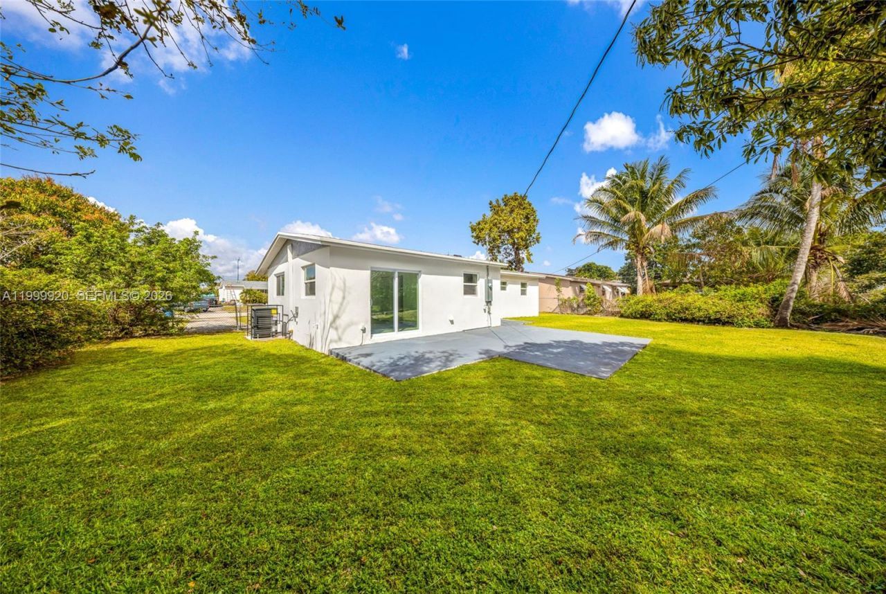 1260 NW 188th St, Miami Gardens, FL 33169 Photo