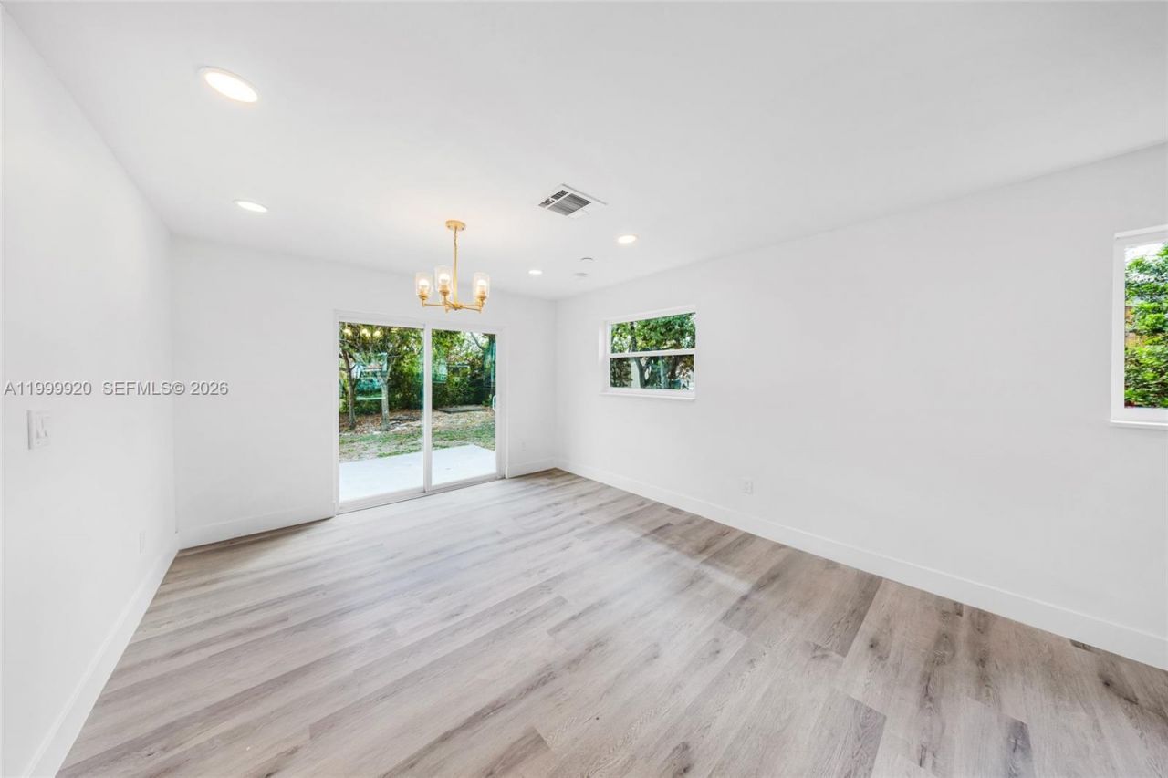 1260 NW 188th St, Miami Gardens, FL 33169 Photo