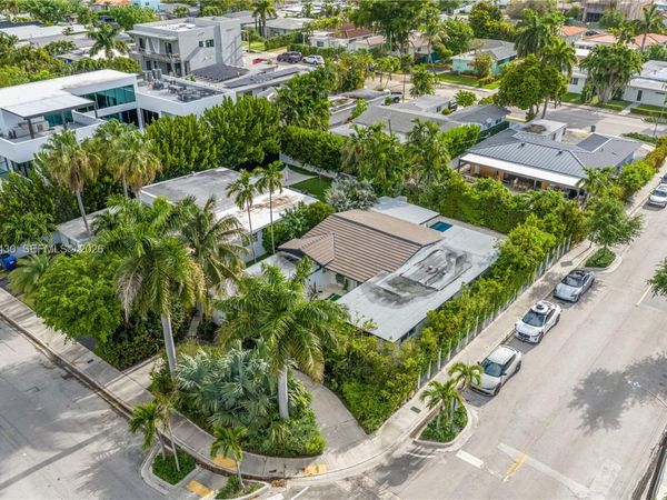 7501 W Adventure Ave , North Bay Village, FL 33141