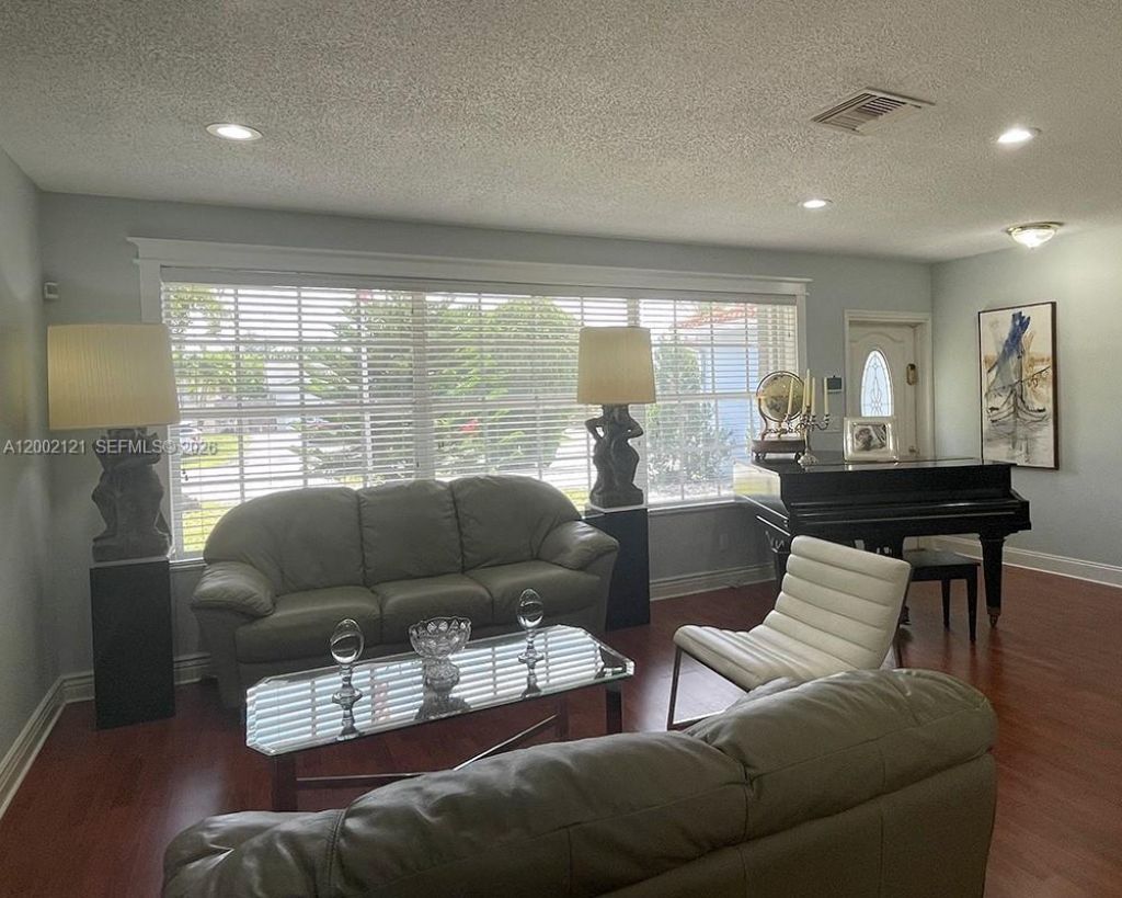2100 N 54th Ave, Hollywood, FL 33021 Photo