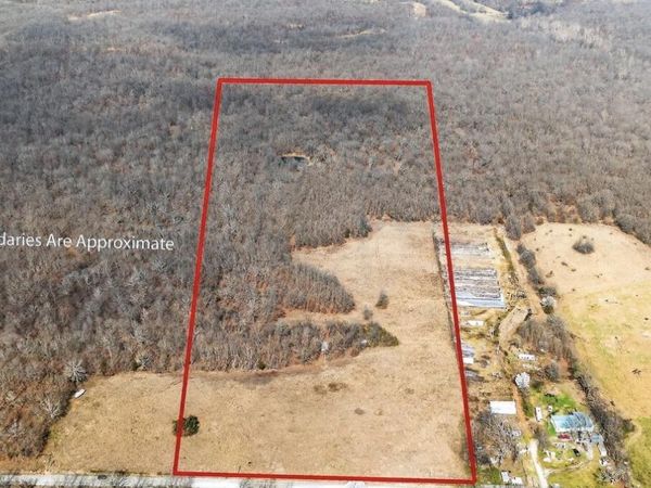 E 380 Road , Jay, OK 74346