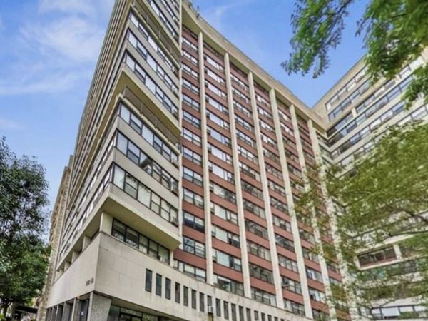 3410 N LAKE SHORE Drive , Unit 15E, Chicago, IL 60657