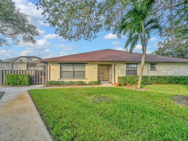 1707 Mariners Cove, Fort Pierce, FL 34950