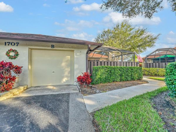 1707 Mariners Cove, Fort Pierce, FL 34950